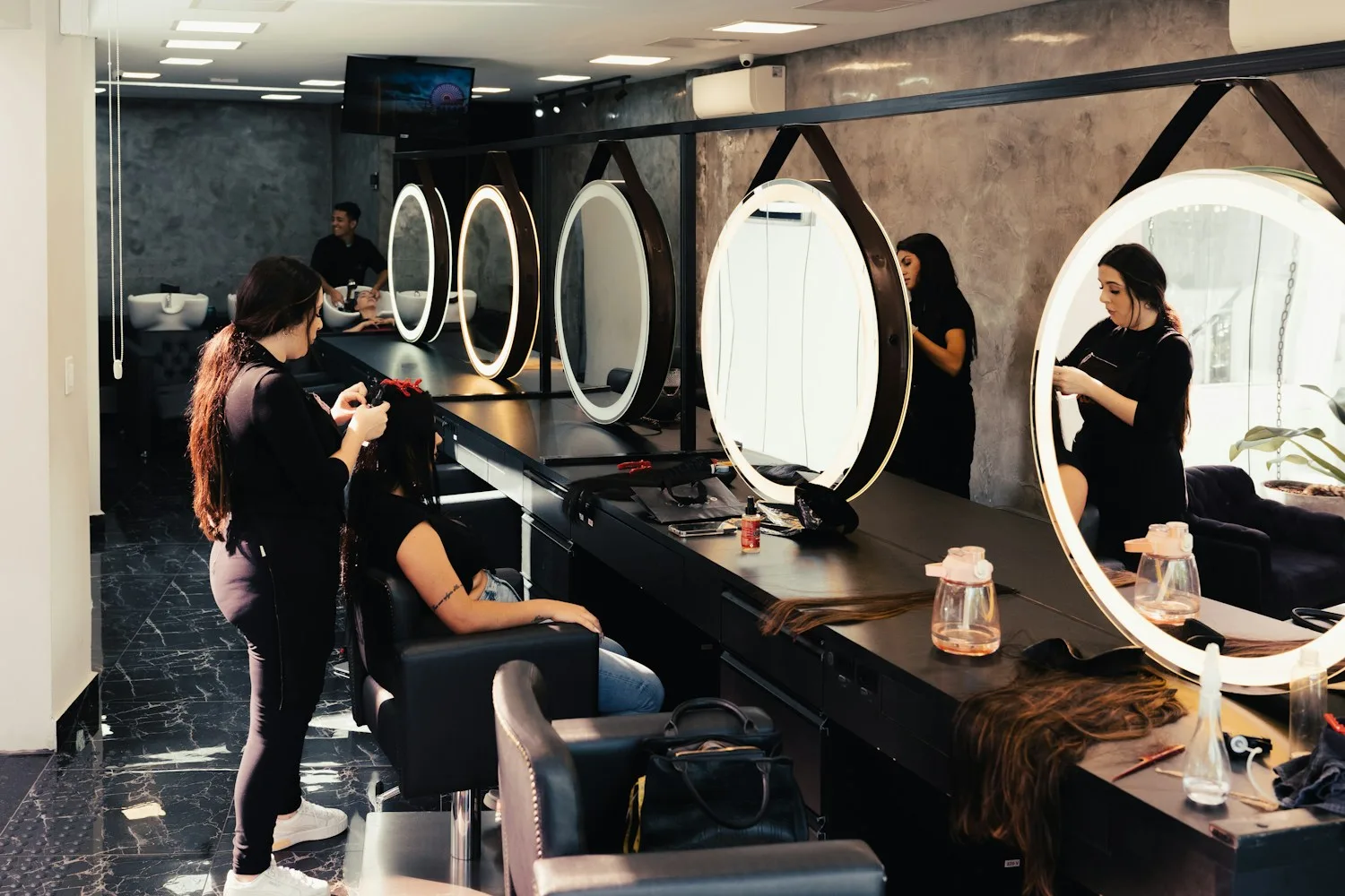 muse atelier Hair Stylist website concept